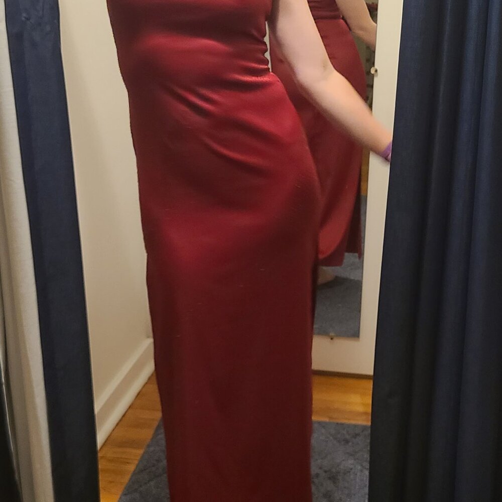 Red Dress - Rampage Semi-Formal - Picture 8 of 14